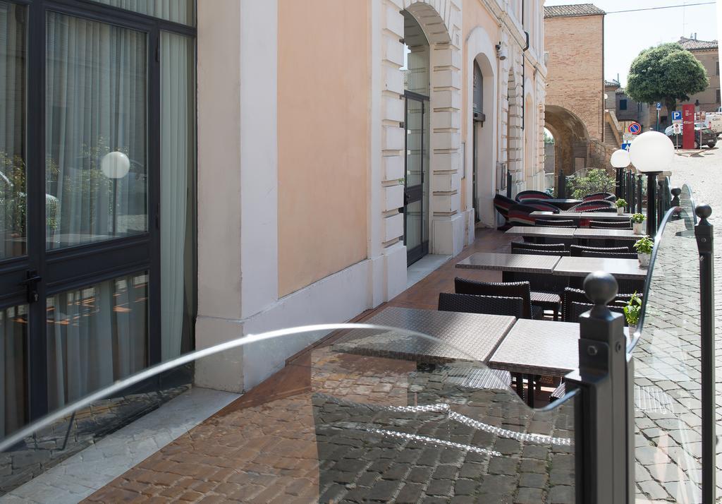 Gallery Hotel Recanati Exterior photo