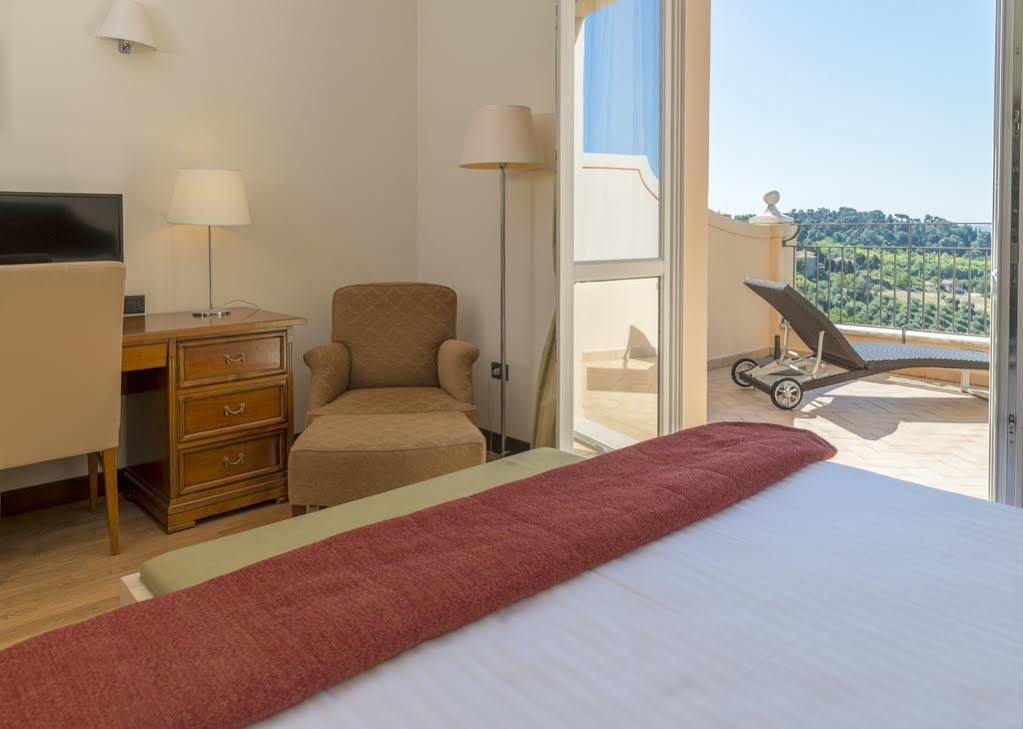 Gallery Hotel Recanati Exterior photo