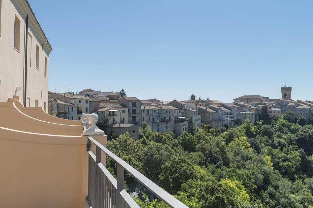 Gallery Hotel Recanati Exterior photo